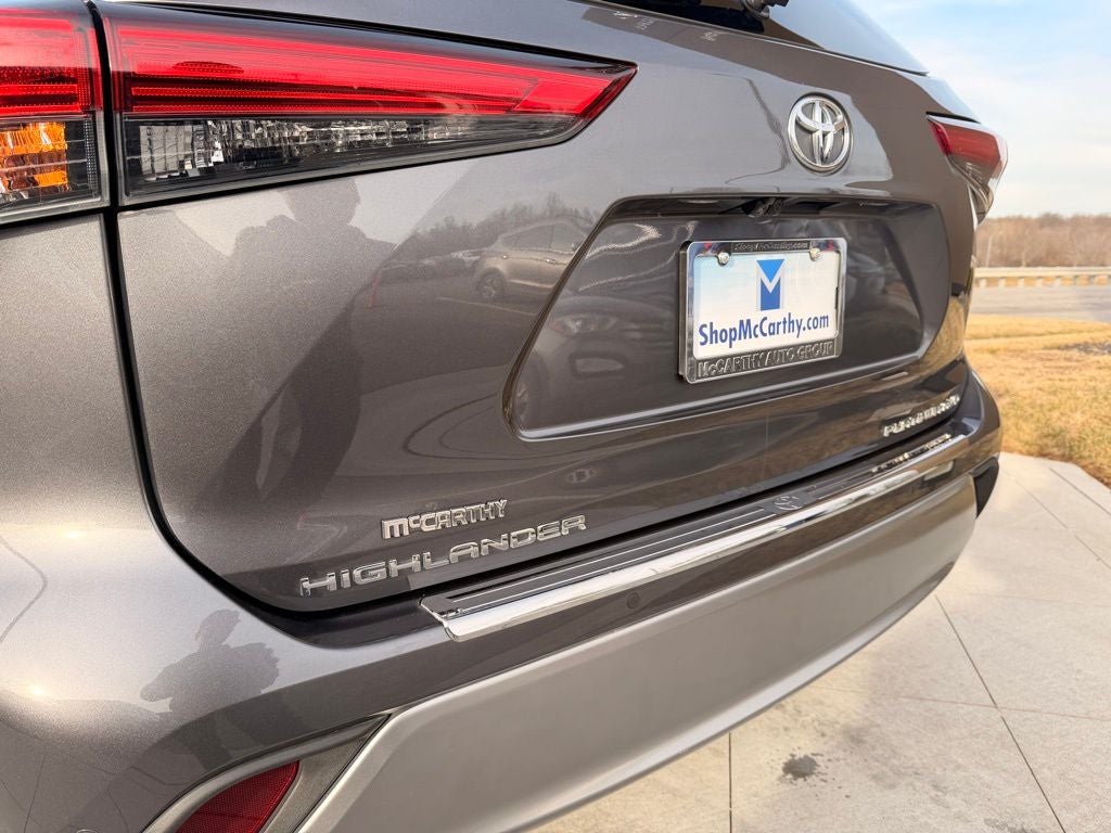 2021 Toyota Highlander Platinum