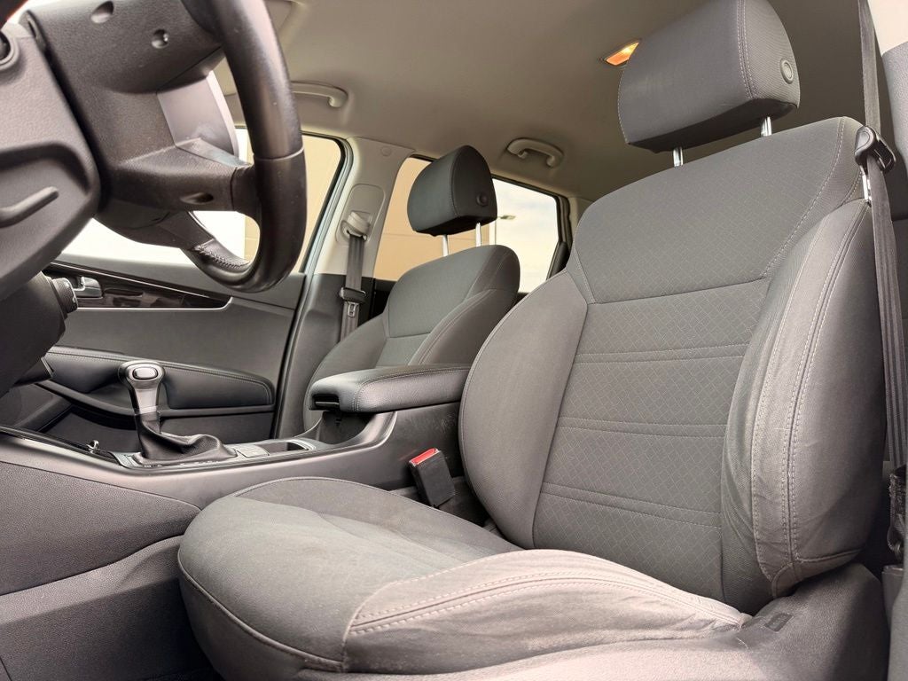 2020 Kia Sorento S