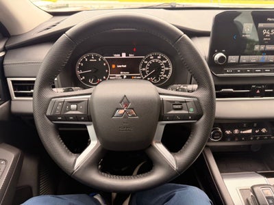 2022 Mitsubishi Outlander SEL