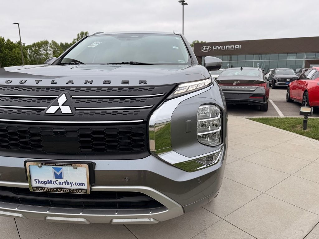 2022 Mitsubishi Outlander SEL