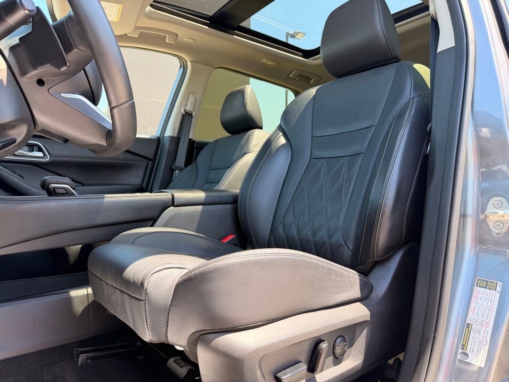 2024 Nissan Rogue Platinum
