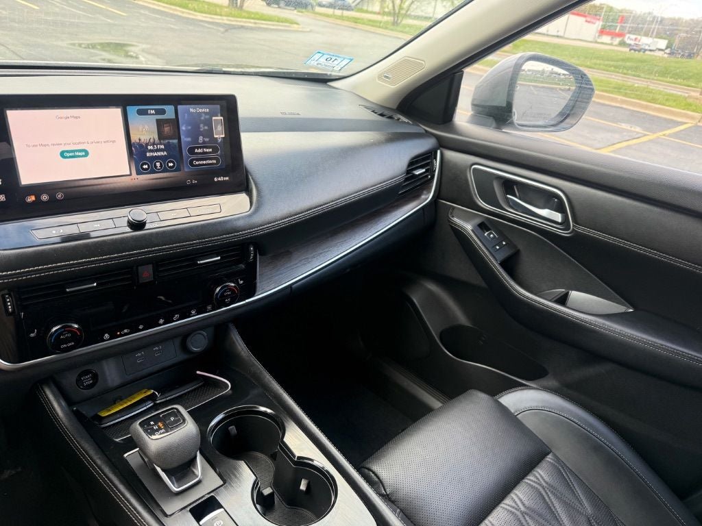 2024 Nissan Rogue Platinum