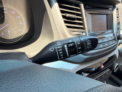 2017 Hyundai TUCSON SE Popular Equipment Package