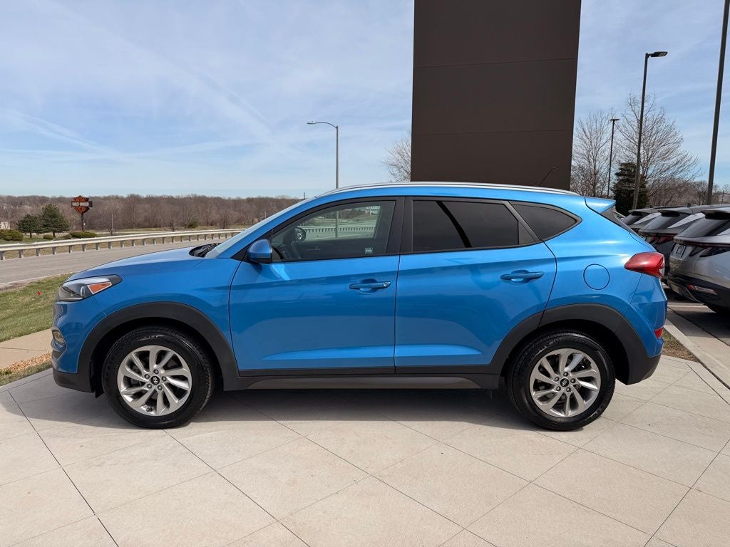 2016 Hyundai TUCSON SE