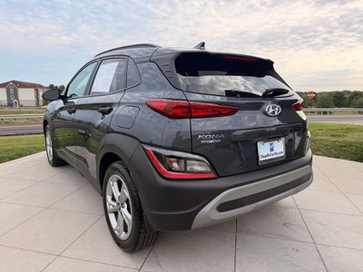 2022 Hyundai KONA SEL