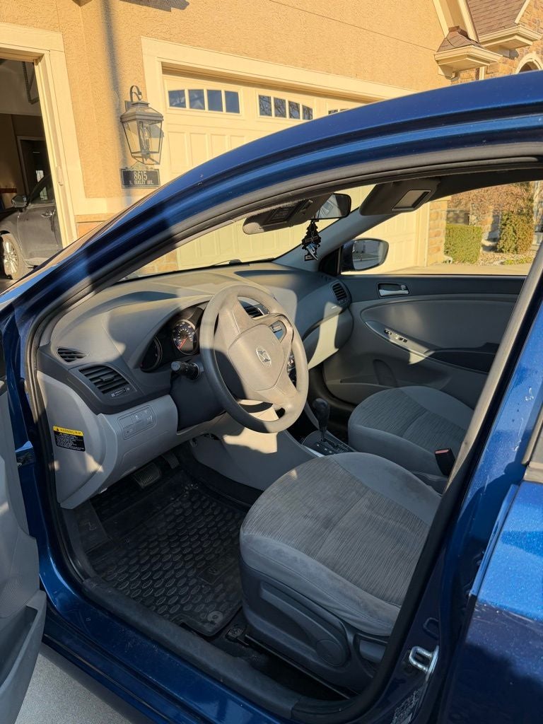 Used 2016 Hyundai Accent SE with VIN KMHCT4AE3GU061623 for sale in Blue Springs, MO