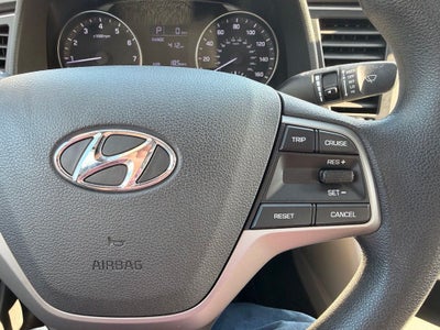 2017 Hyundai ELANTRA SE