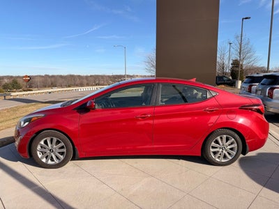 2014 Hyundai ELANTRA SE