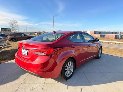 2014 Hyundai ELANTRA SE
