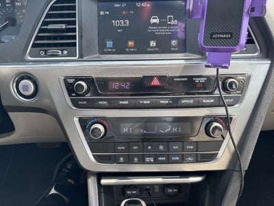 2017 Hyundai SONATA HYBRID SE