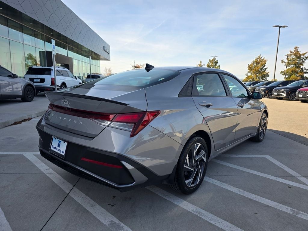 2025 Hyundai ELANTRA SEL Sport