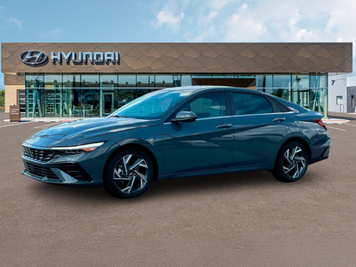 2025 Hyundai ELANTRA Limited