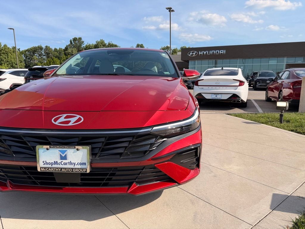 2026 Hyundai ELANTRA Limited
