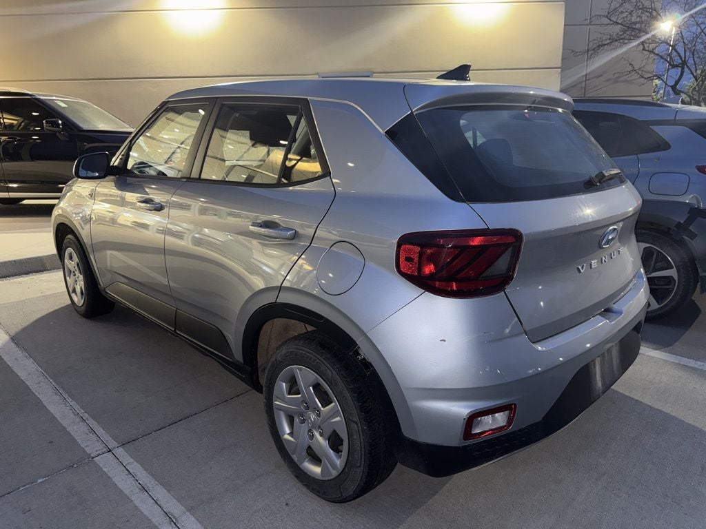 2020 Hyundai VENUE SE