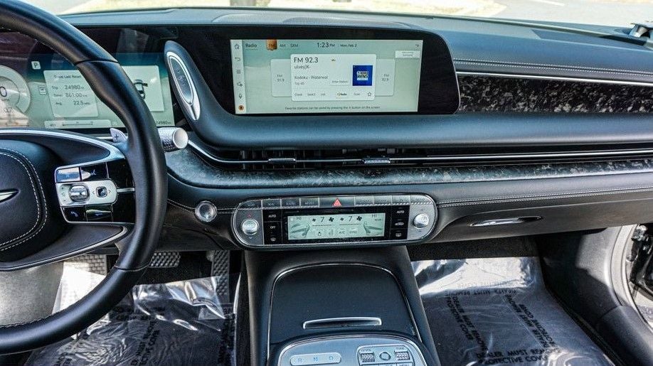 2024 Genesis G90 3.5T e-SC