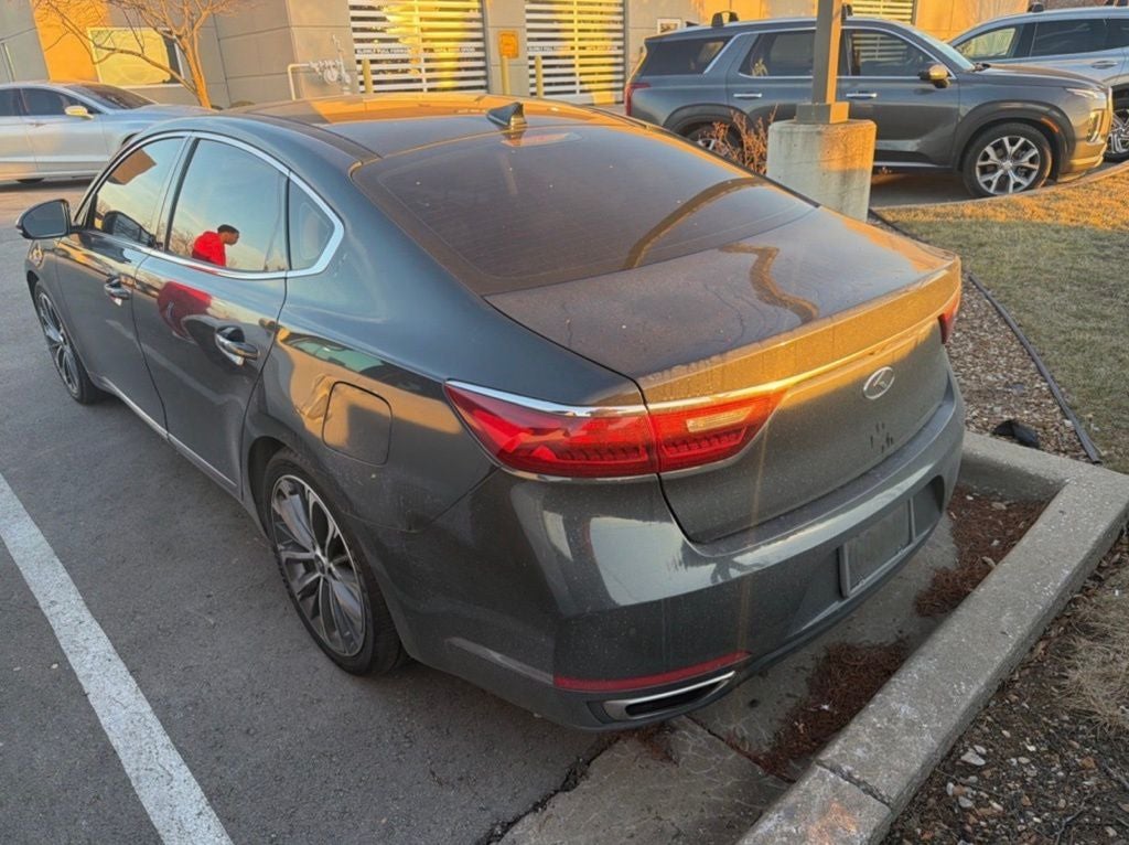 2018 Kia Cadenza Technology