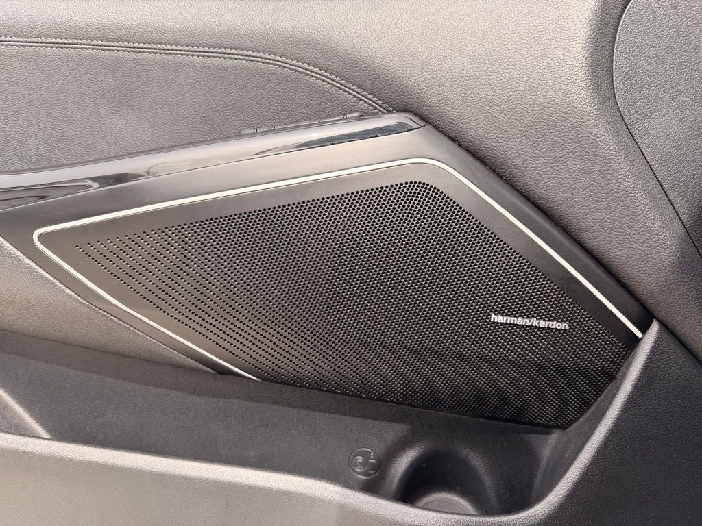 2018 Kia Cadenza Technology