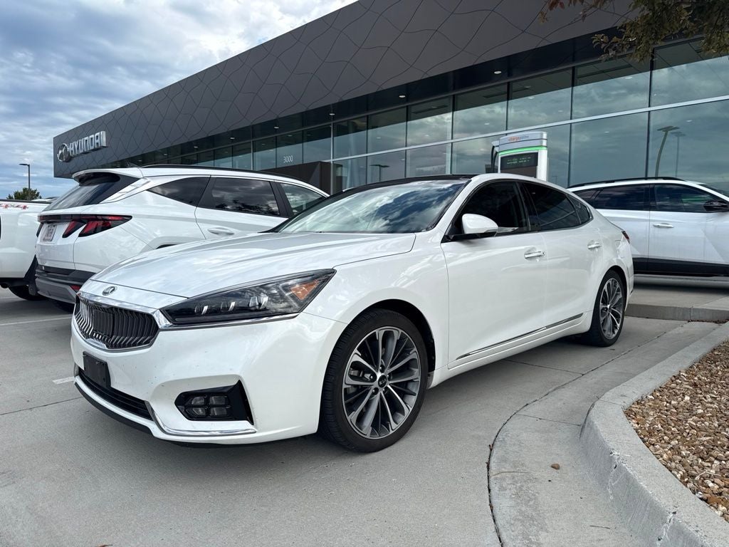 2017 Kia Cadenza Technology