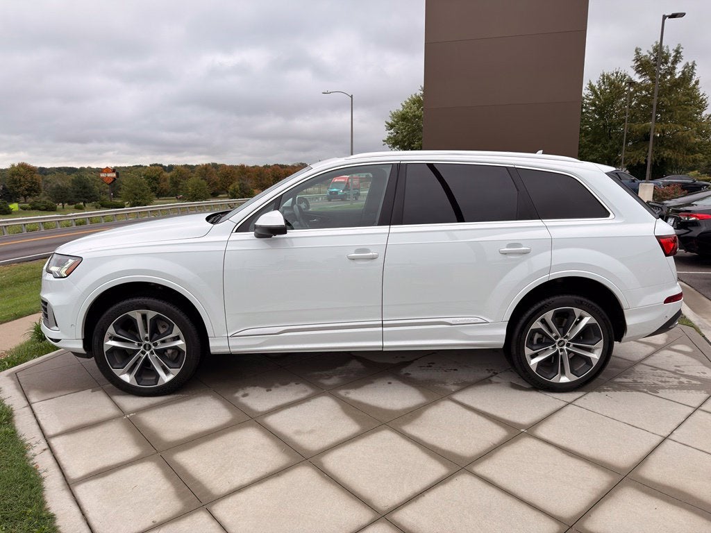 2021 Audi Q7 55 Prestige quattro