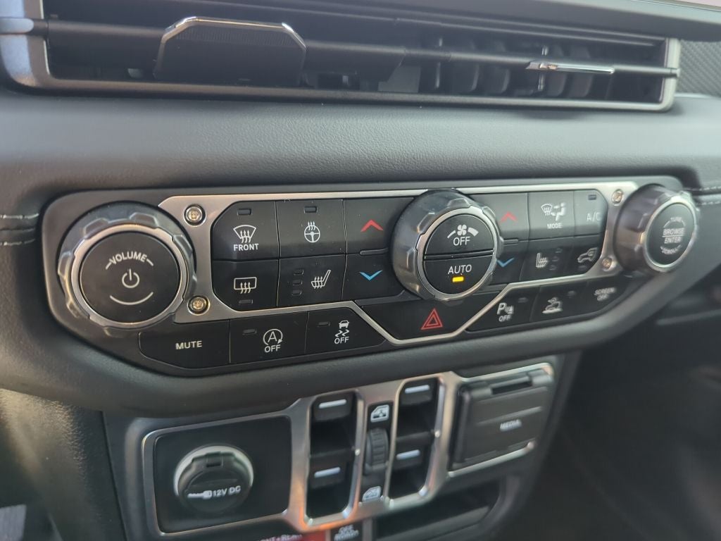 2025 Jeep Wrangler Rubicon X