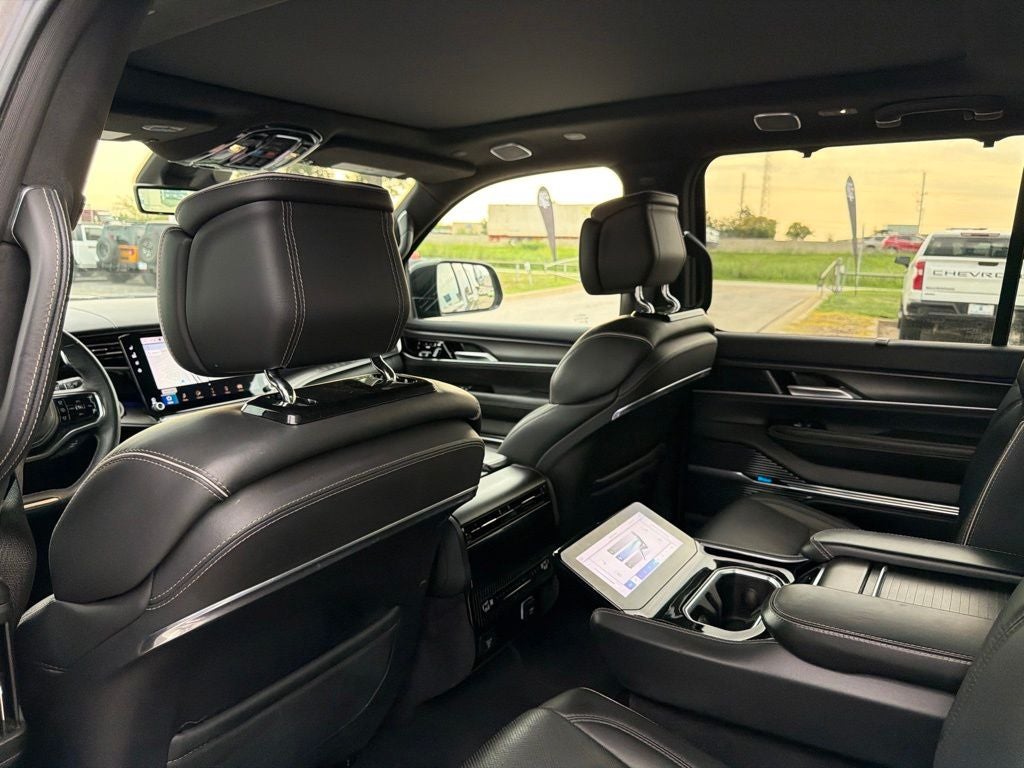 2024 Jeep Grand Wagoneer L Series II OBSIDIAN