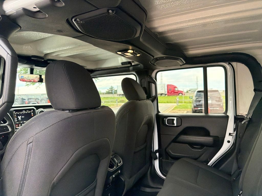 2023 Jeep Gladiator Overland