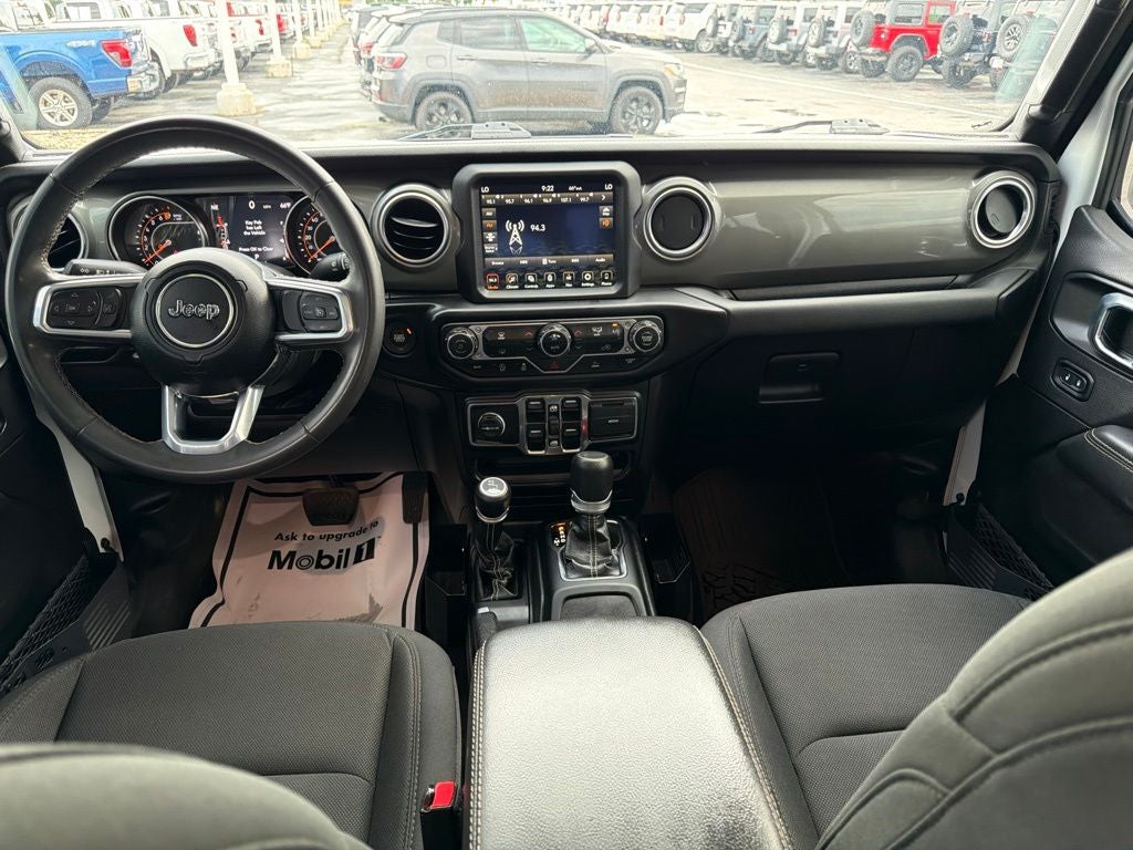 2023 Jeep Gladiator Overland