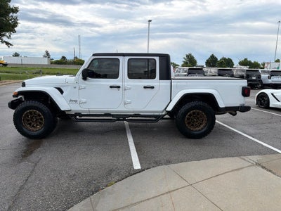 2023 Jeep Gladiator Overland