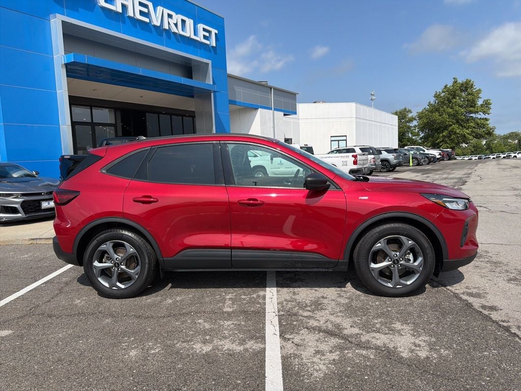 2025 Ford Escape Hybrid ST-Line