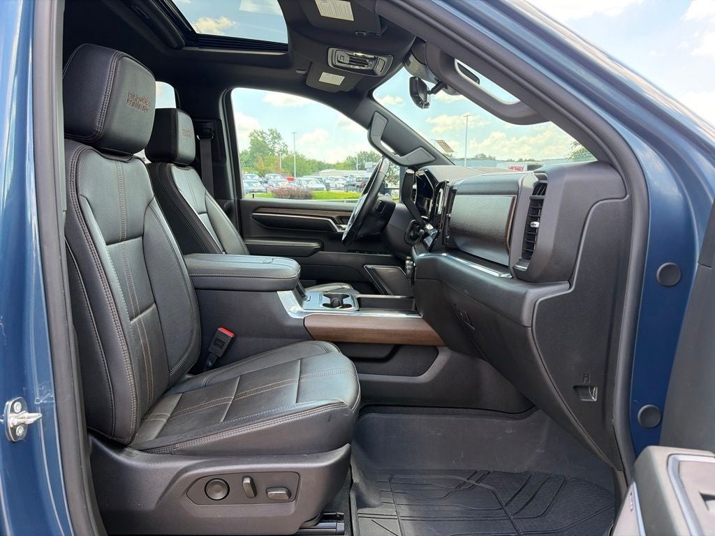 2024 Chevrolet Silverado 3500HD High Country DRW