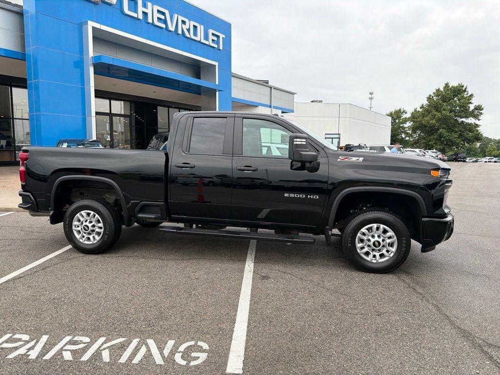 2026 Chevrolet Silverado 2500HD Custom