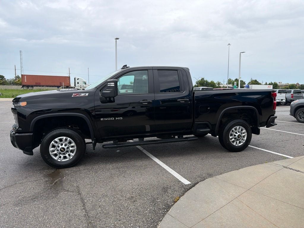 2026 Chevrolet Silverado 2500HD Custom