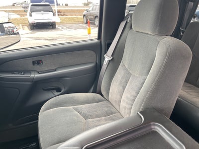 2003 Chevrolet Silverado 2500HD LS