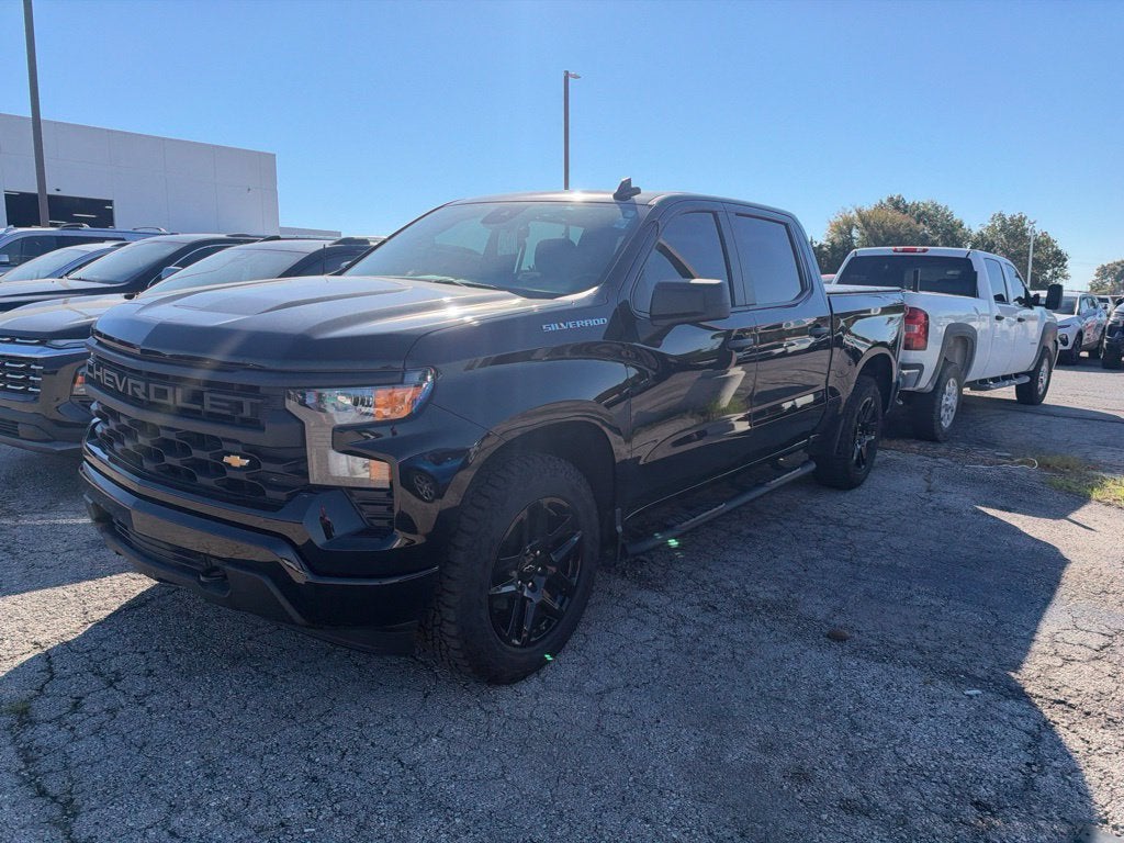 2024 Chevrolet Silverado 1500 Custom
