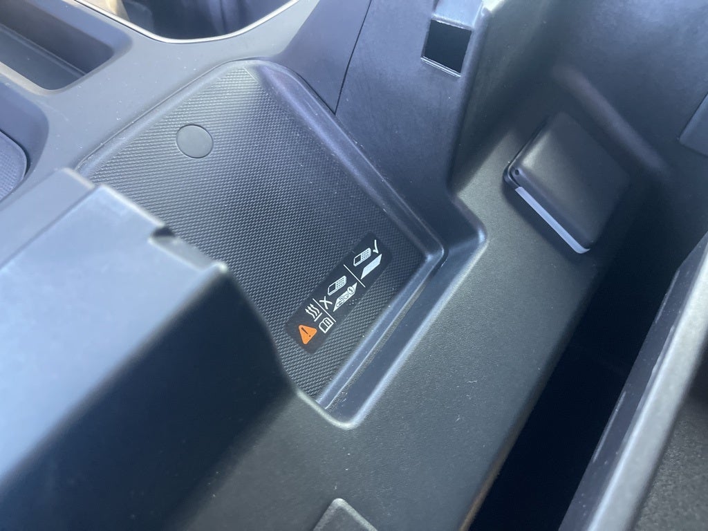 2024 Chevrolet Silverado 1500 LT LT1