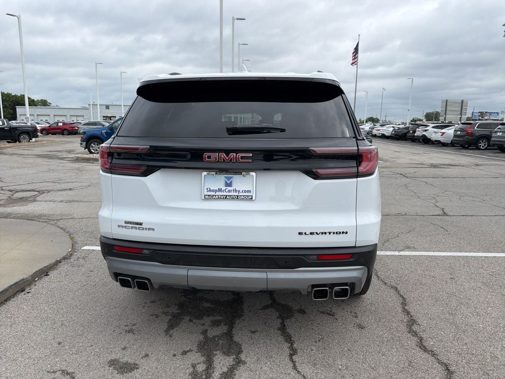 2025 GMC Acadia Elevation