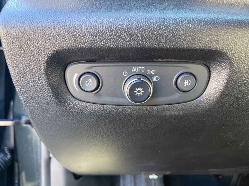 2018 Chevrolet Traverse LT Cloth w/1LT