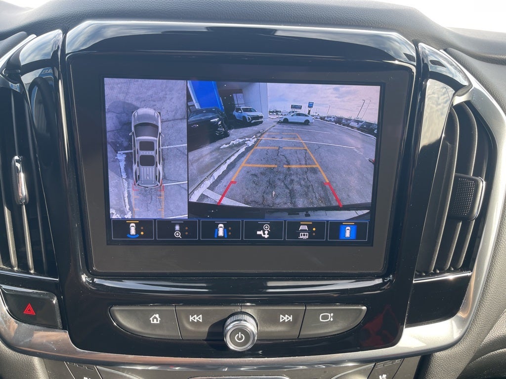 2022 Chevrolet Traverse Premier