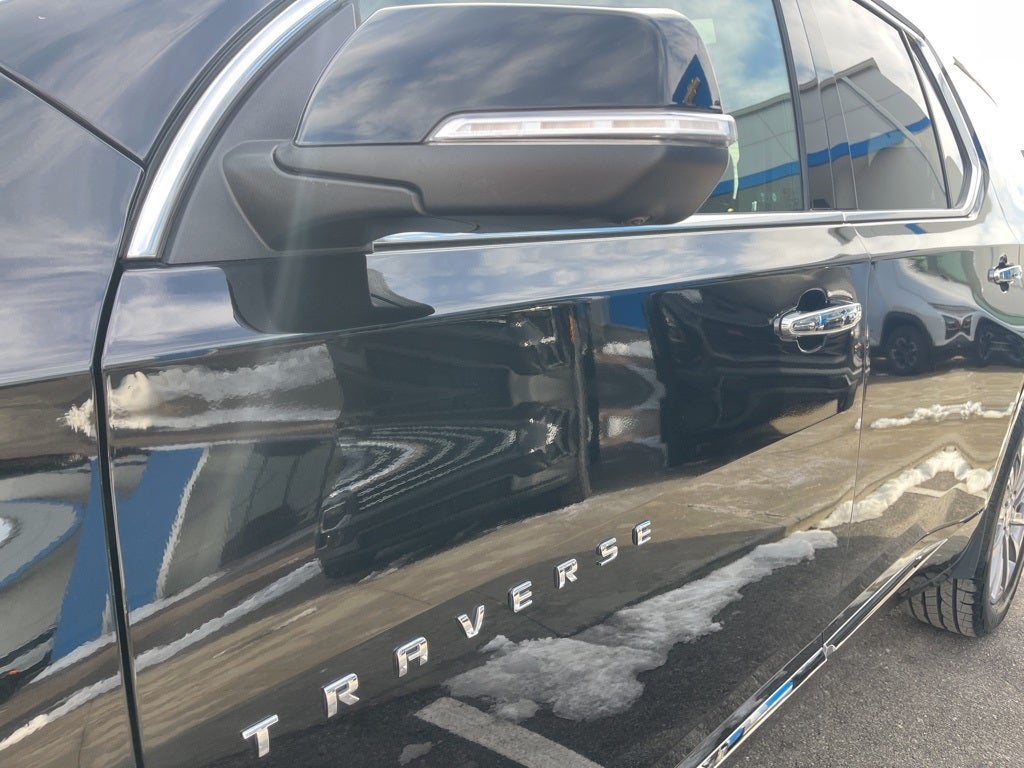 2022 Chevrolet Traverse Premier