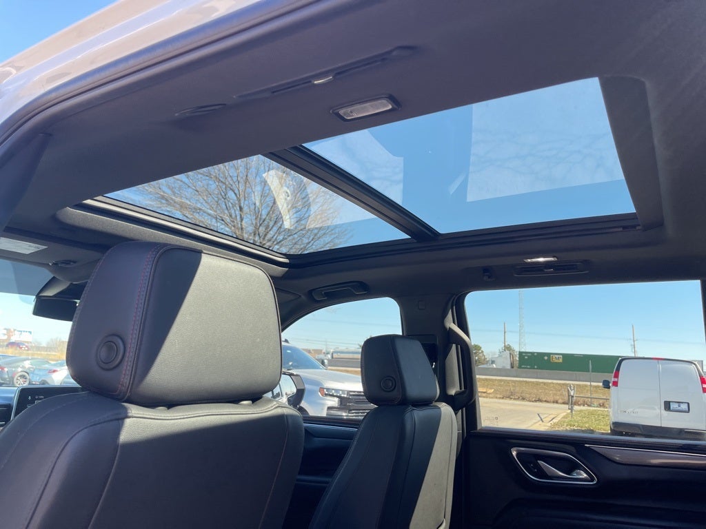 2024 Chevrolet Suburban RST