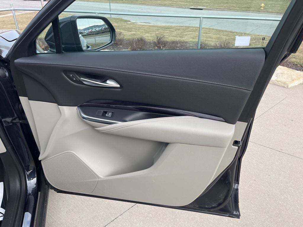 2023 Cadillac XT4 Luxury