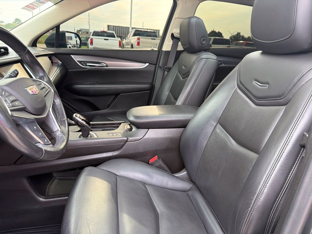 2019 Cadillac XT5 Premium Luxury