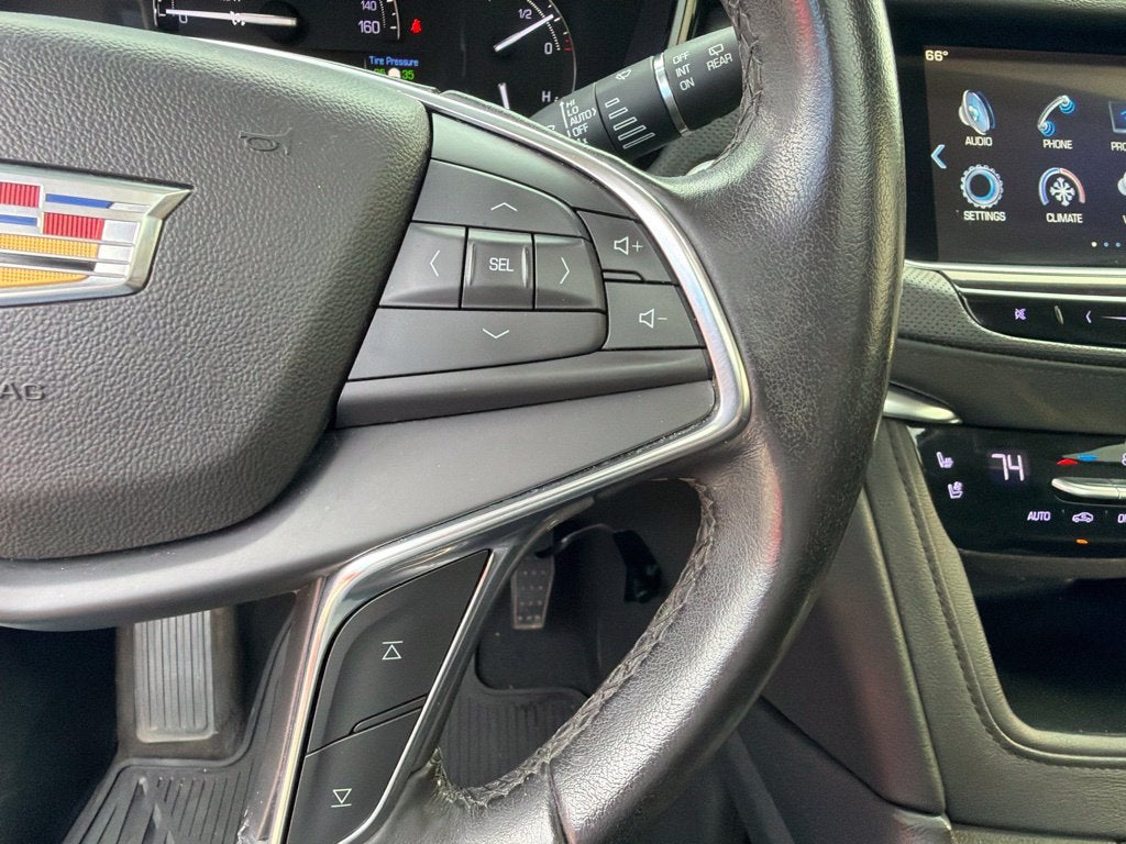 2019 Cadillac XT5 Premium Luxury