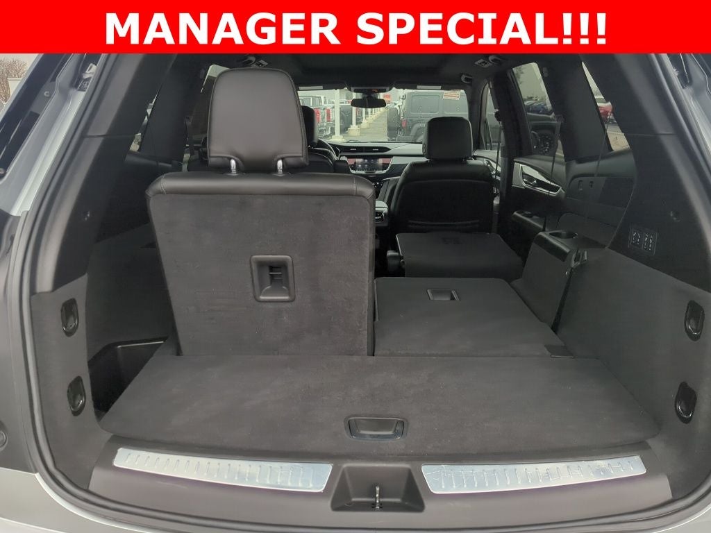 2025 Cadillac XT6 Premium Luxury