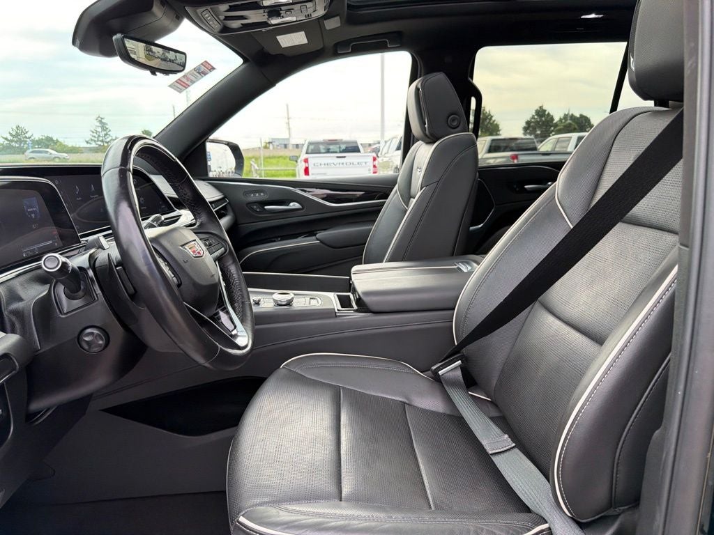 2024 Cadillac Escalade Sport