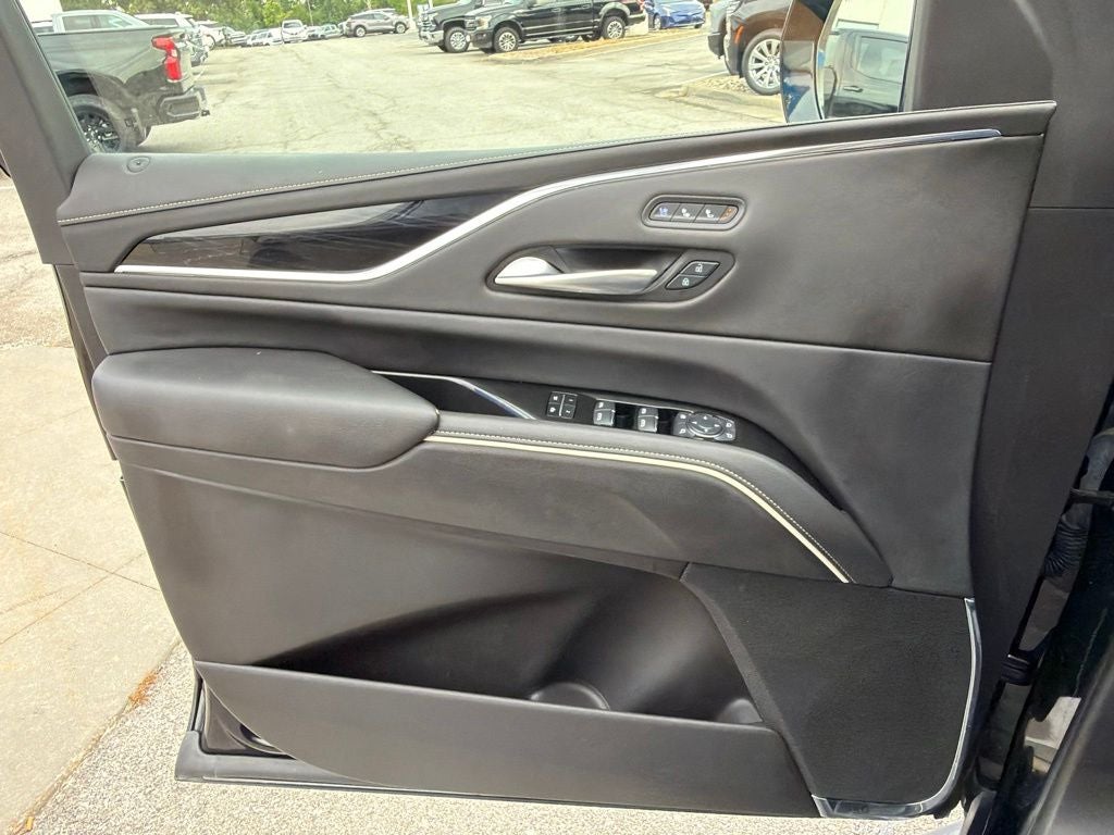 2024 Cadillac Escalade Sport