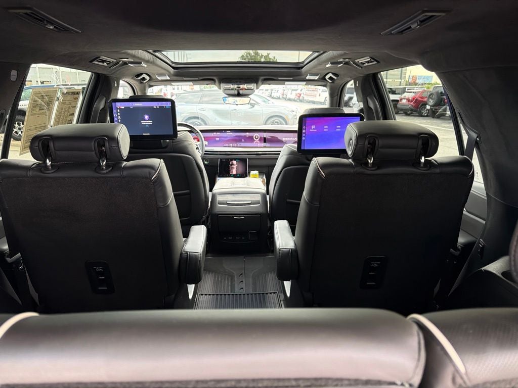2025 Cadillac Escalade Sport Platinum ONYX PACKAGE
