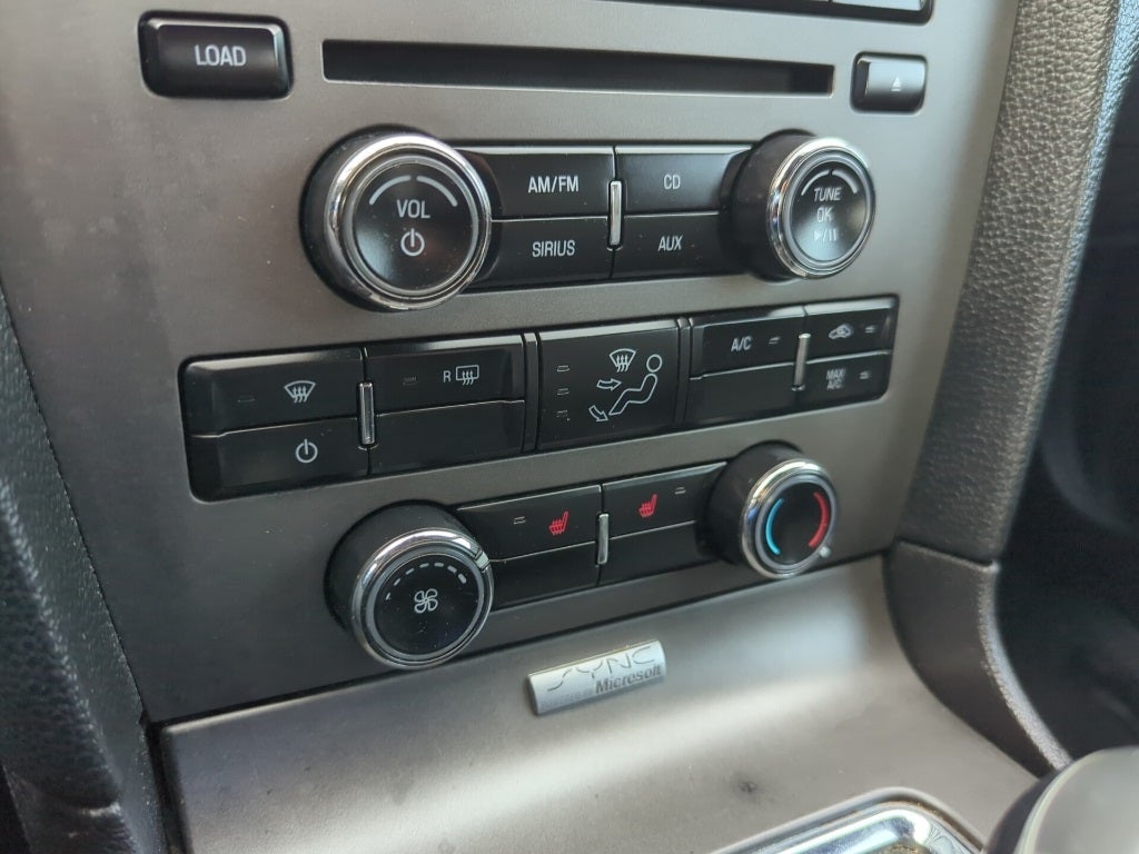 2012 Ford Mustang V6 Premium