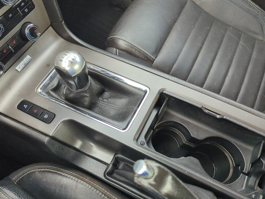 2012 Ford Mustang V6 Premium