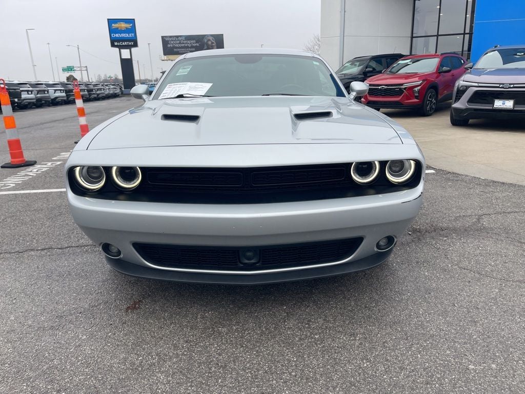 2022 Dodge Challenger SXT